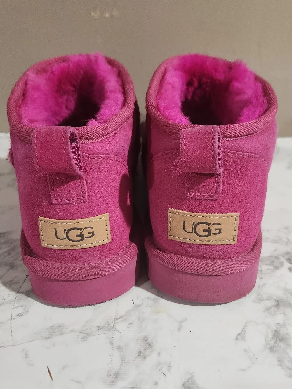 Ugg Classic ultra mini women boots Suede rock rose sz 9
